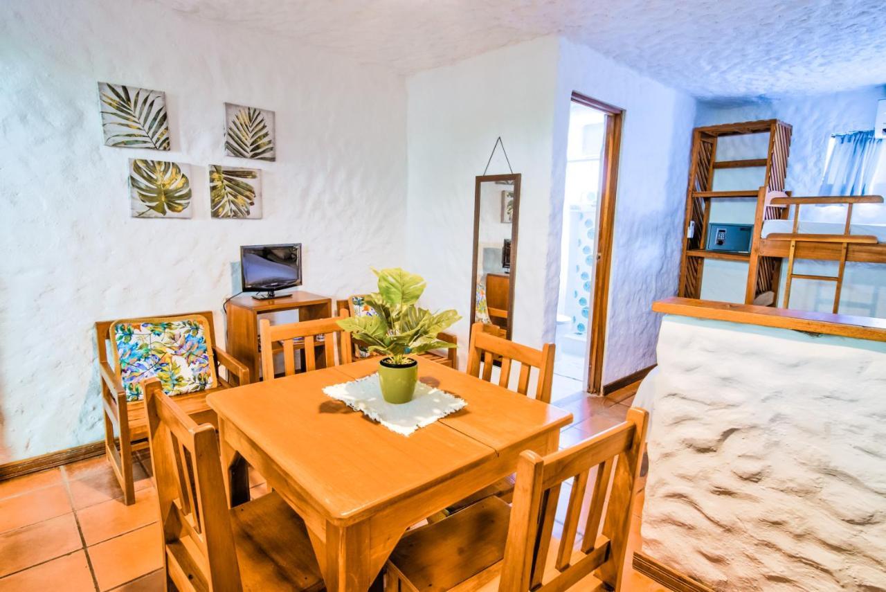 Ola Bonita Beachfront Apart Hotel Playa Hermosa  Exterior photo