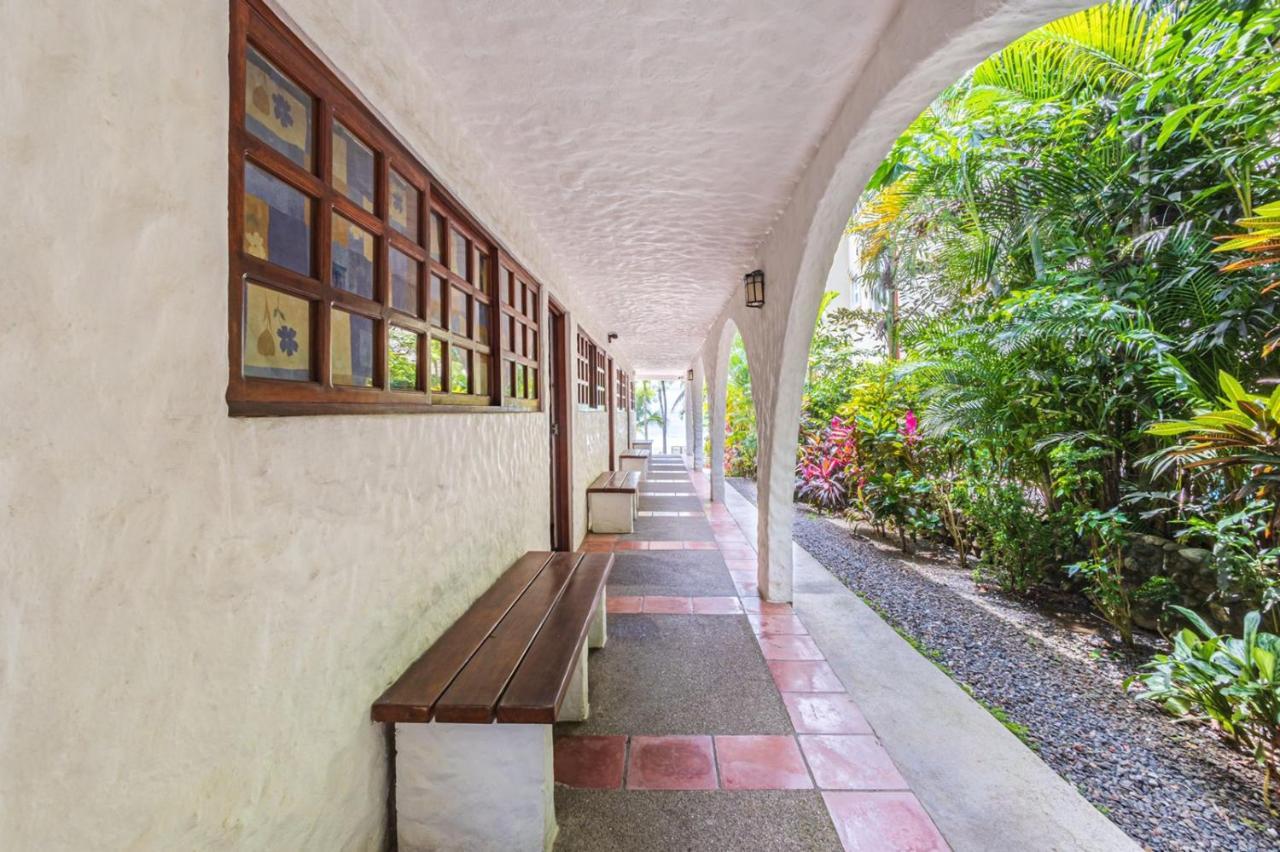 Ola Bonita Beachfront Apart Hotel Playa Hermosa  Exterior photo