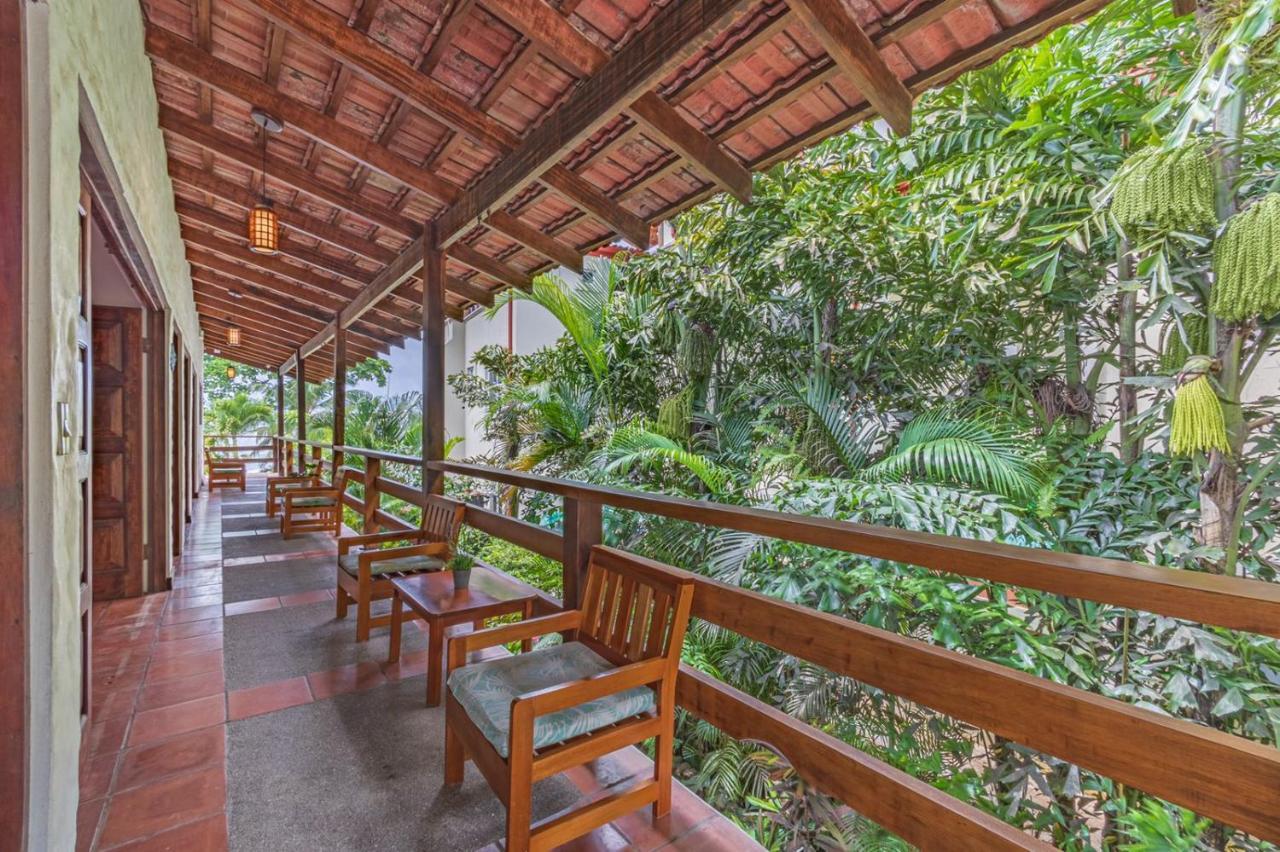 Ola Bonita Beachfront Apart Hotel Playa Hermosa  Exterior photo