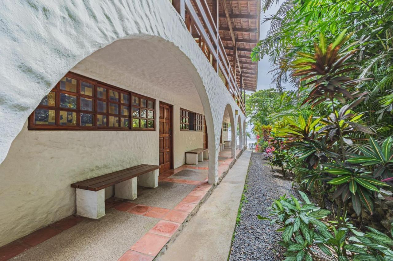 Ola Bonita Beachfront Apart Hotel Playa Hermosa  Exterior photo